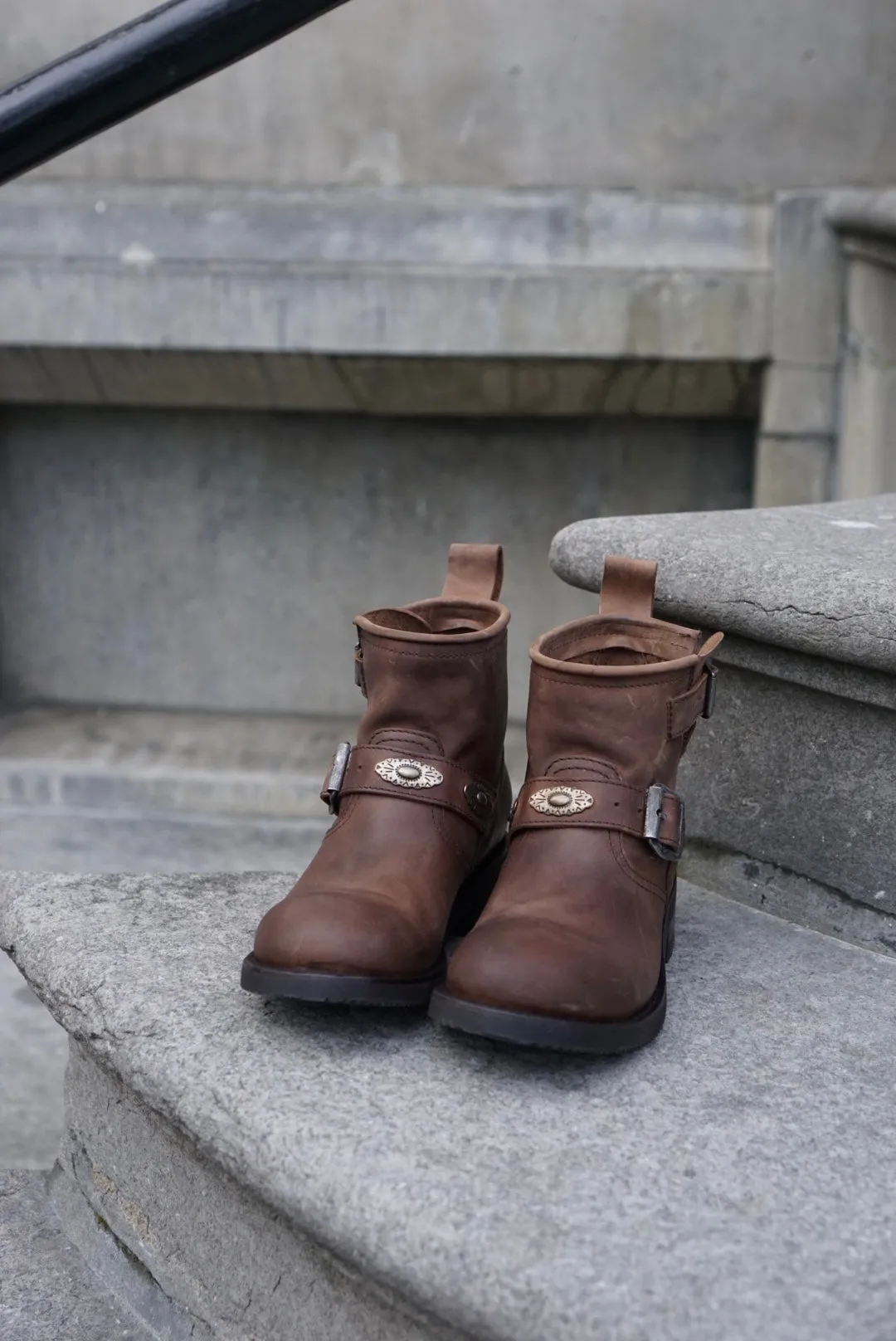 Biker boots short concho's - brown