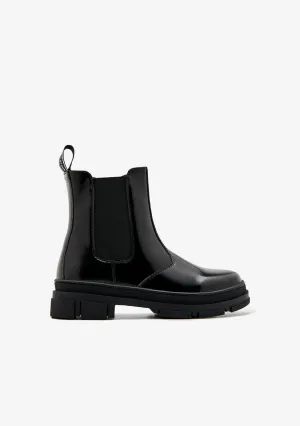 Black Chelsea Boots