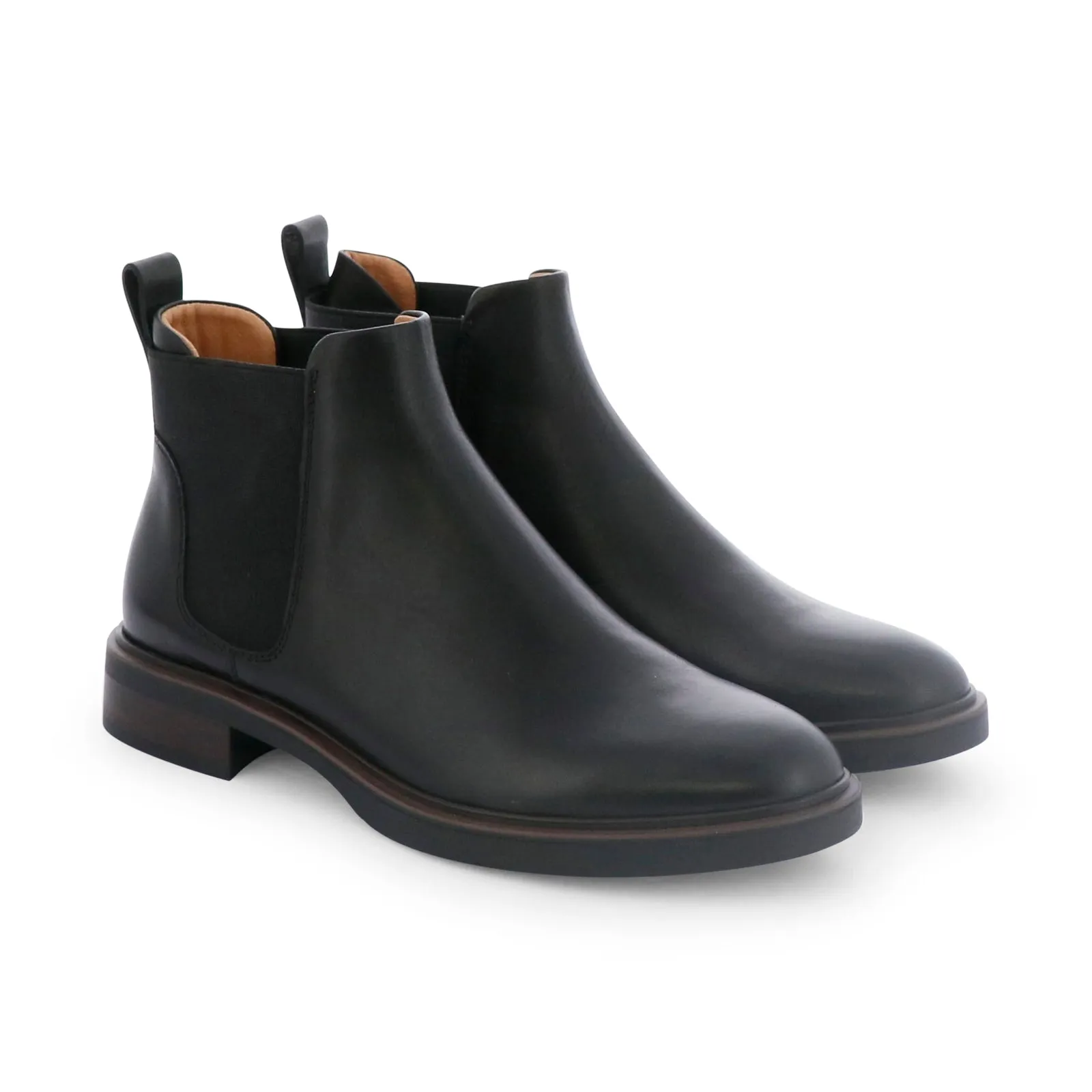 BLAIZ LEATHER LOW CUT CHELSEA BOOTS