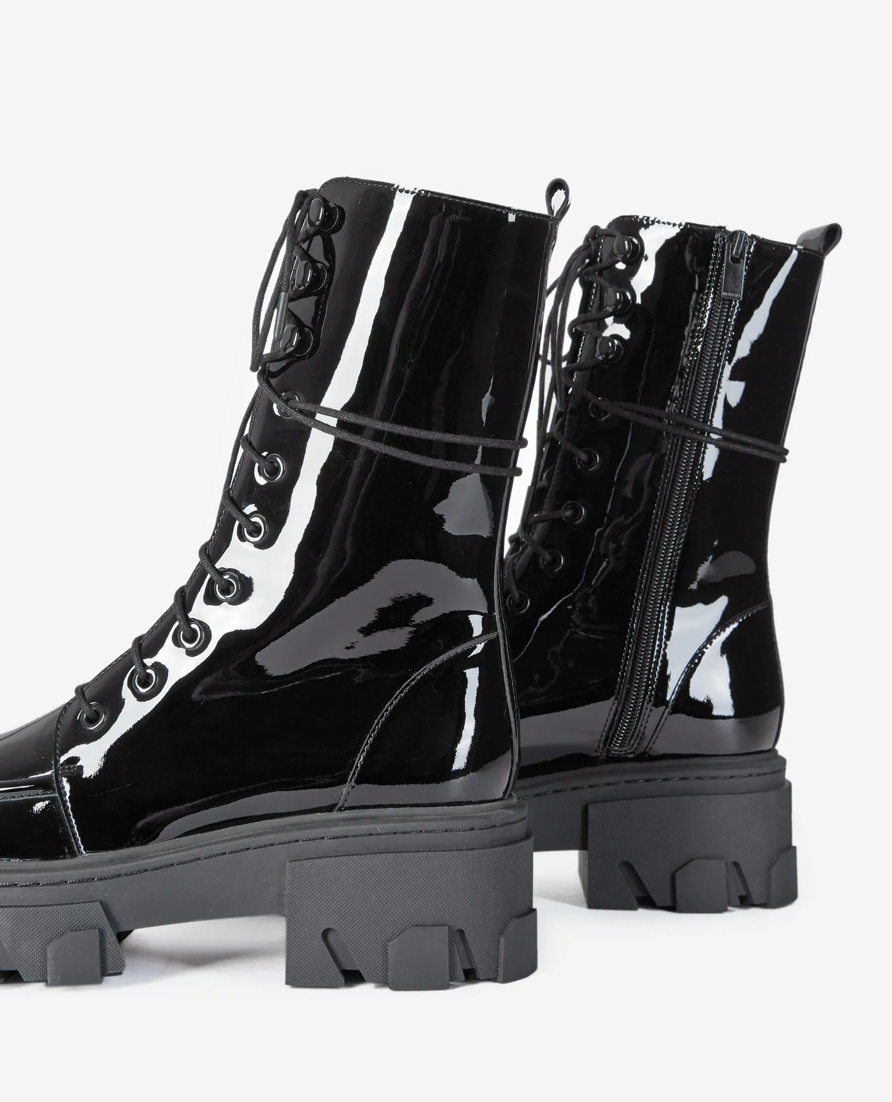 Boots cuir glacé noires à lacets