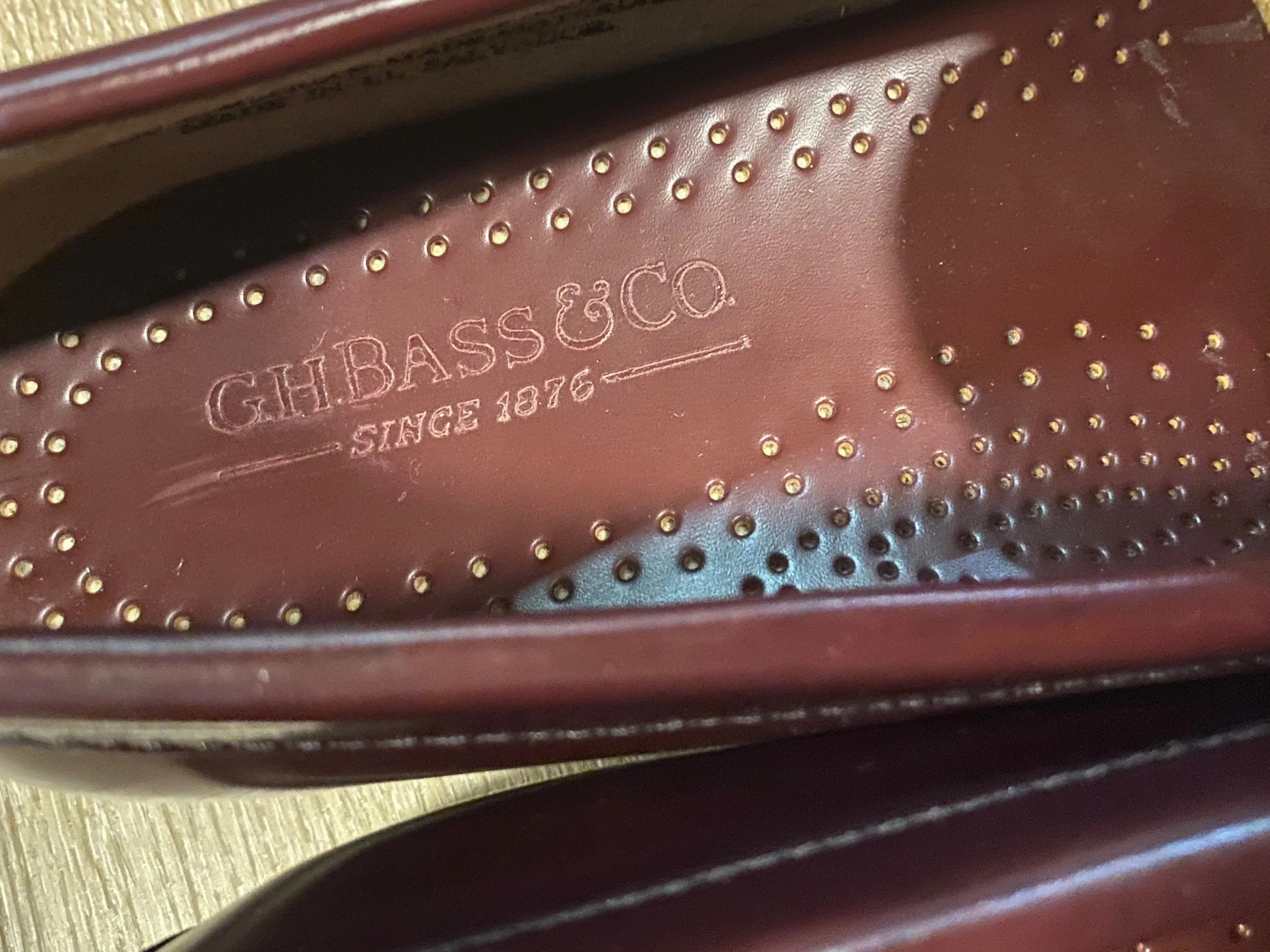 G.H Bass & Co Weejuns Loafer Shoes 8.5M 41/42 NWOT (El Salvador), SOLD