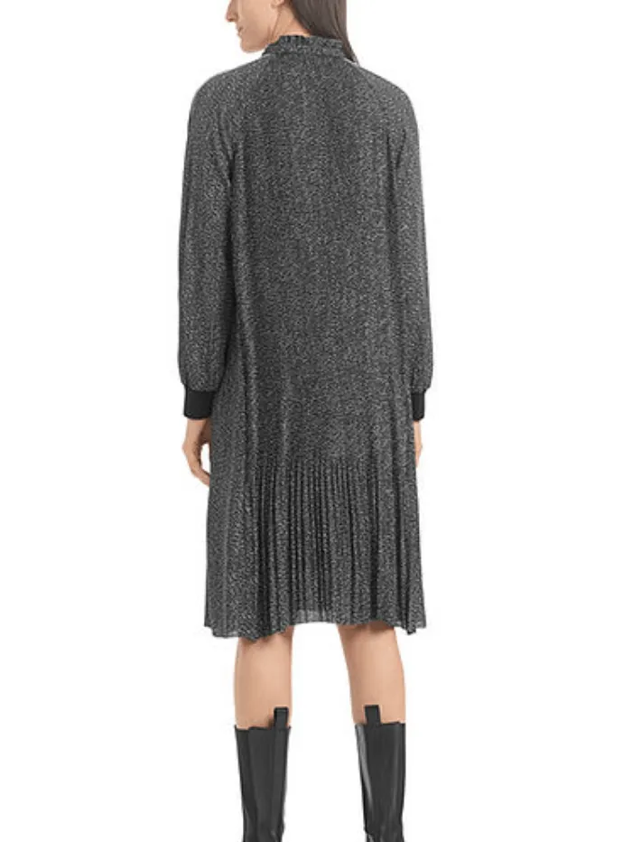 Marc Cain Sports Pleated Dress RS 21.28 W58 COL 910