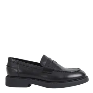 Vagabond Women's Alex W Loafer in Black Leather
